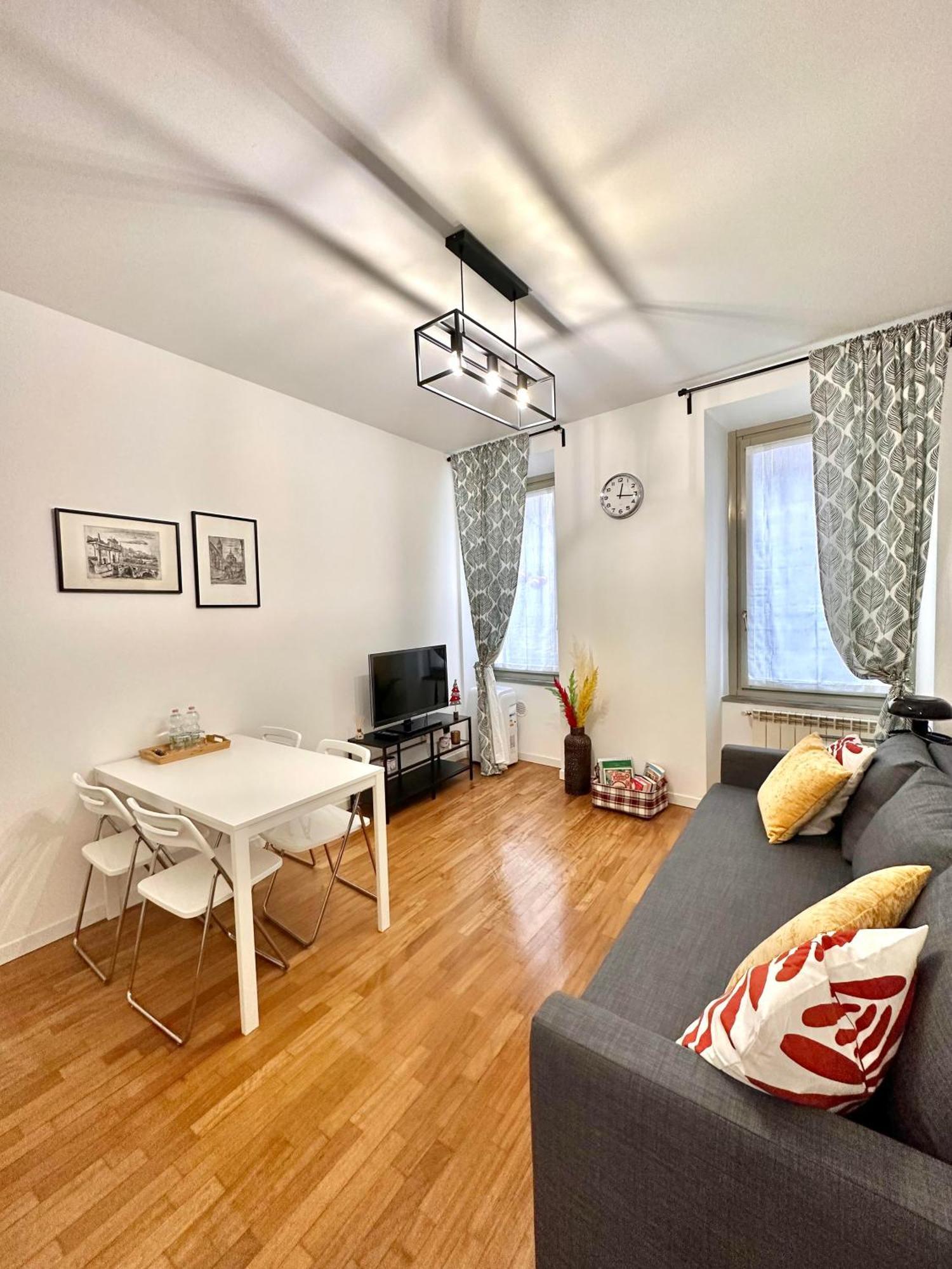 Hello Bg Holiday House Бергамо Екстериор снимка